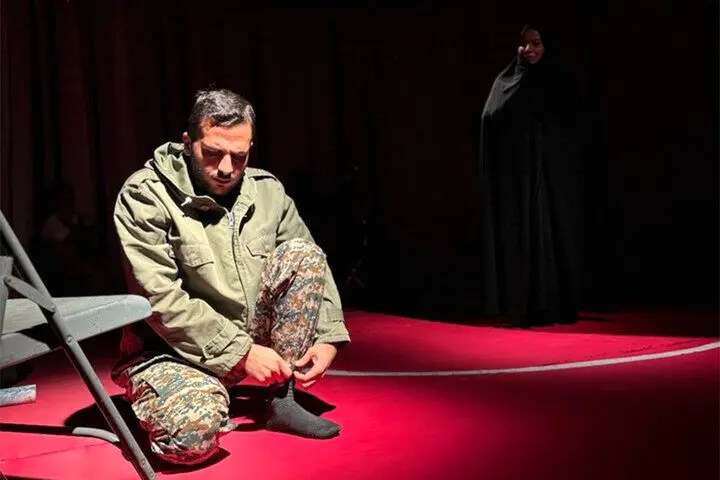 «سگک» نمایشی که می‌خواهد عمل کند اما شعار می‌دهد