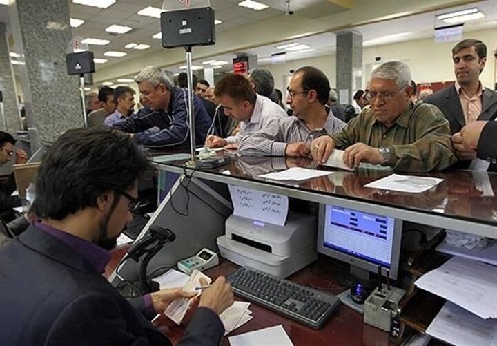 فروش ارز سهمیه ای 1000 یورویی به کل شبکه بانکی رسید