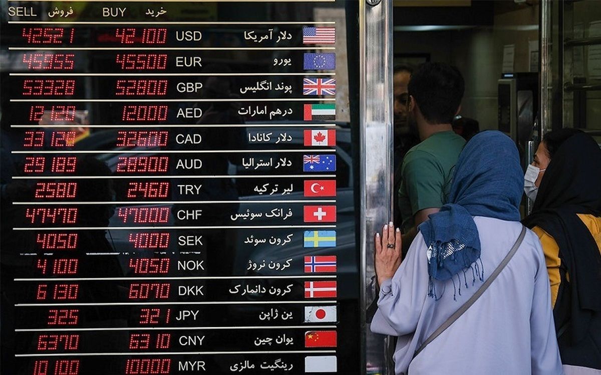 بازار ارز تغییر رنگ داد؛ صرافی ها یک باره «دلاردار» شدند