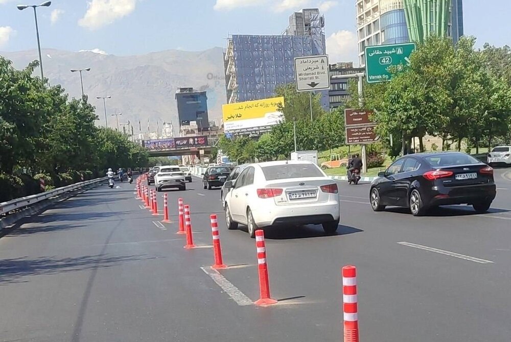 علت ایجاد موانع موقت و جدید در معابر تهران چیست؟