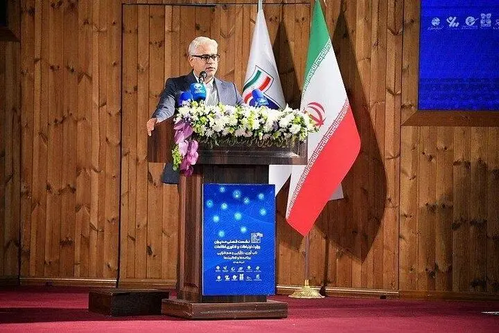 اتصال ۹ میلیون خانوار و کسب‌وکار به فیبر نوری در دستور کار