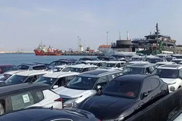 برنامه‌ریزی برای ورود ۷۵ هزار خودروی به کشور