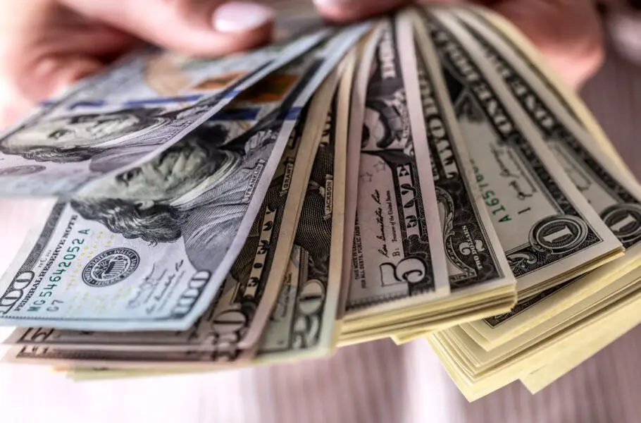 قیمت دلار و ارز 29 تیر 1405؛ عقب نشینی دلار تا کریدور 180 هزار تومانی