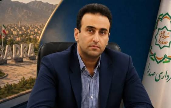 با رأی قاطع اعضای شورای اسلامی شهر صدرا؛ دکتر پژمان شفیعی شهردار جدید صدرا شد