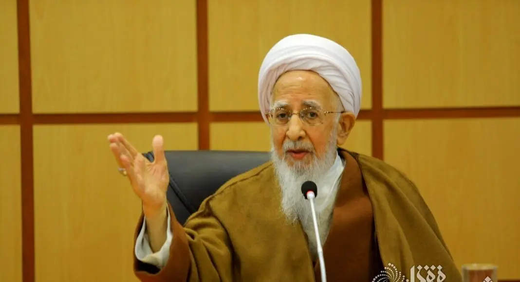 همه وظیفه دارند برای کاهش فقر و تقویت تولید و اشتغال تلاش کنند